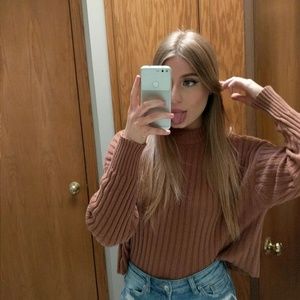 American eagle sweater